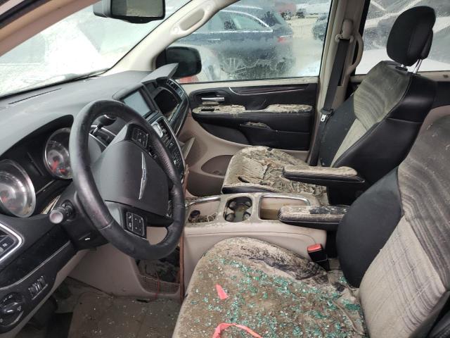 Photo 5 from auction – 2014 CHRYSLER TOWN & COU with VIN 2C4RC1CG1ER300690