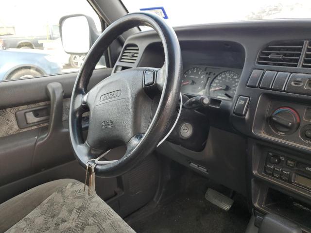 Photo 9 from auction – 2002 ISUZU TROOPER S with VIN JACDS58X227J11197