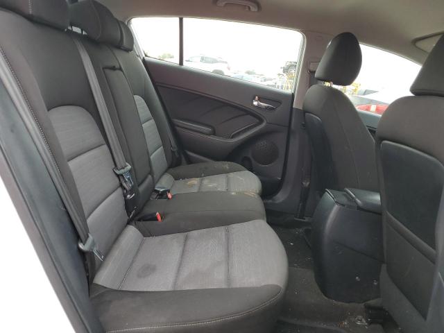 Photo 6 from auction – 2016 KIA FORTE LX with VIN KNAFK5A81G5644090