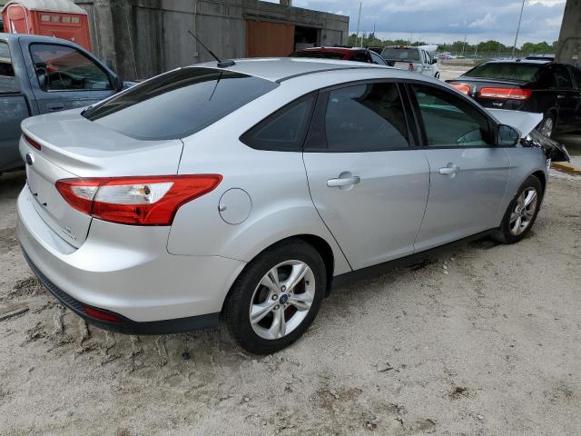 Photo 4 from auction – 2013 FORD FOCUS SE with VIN 1FADP3F24DL349745