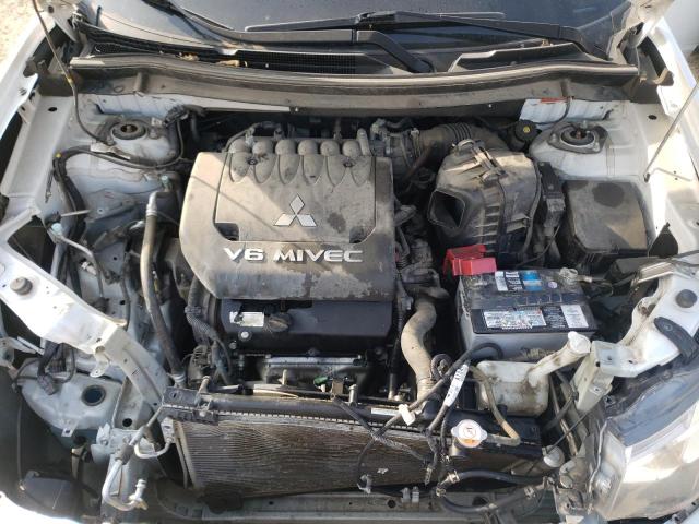 Photo 7 from auction – 2014 MITSUBISHI OUTLANDER with VIN JA4JZ3AX5EZ606012