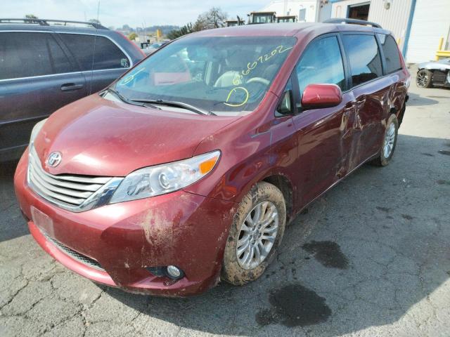 Photo 2 from auction – 2012 TOYOTA SIENNA XLE with VIN 5TDYK3DC6CS184185