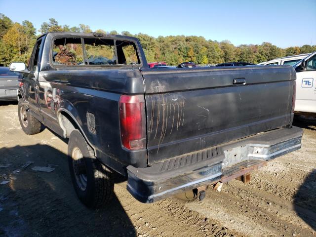 Photo 3 from auction – 1993 FORD F250 with VIN 1FTHF26M1PNB33404