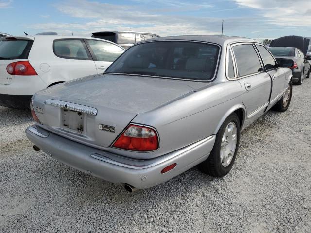 Photo 4 from auction – 2001 JAGUAR VANDENPLAS with VIN SAJDA24C51LF33433