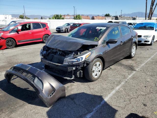صورة رقم 2 من المزاد - 2017 KIA FORTE LX مع VIN 3KPFK4A78HE070145