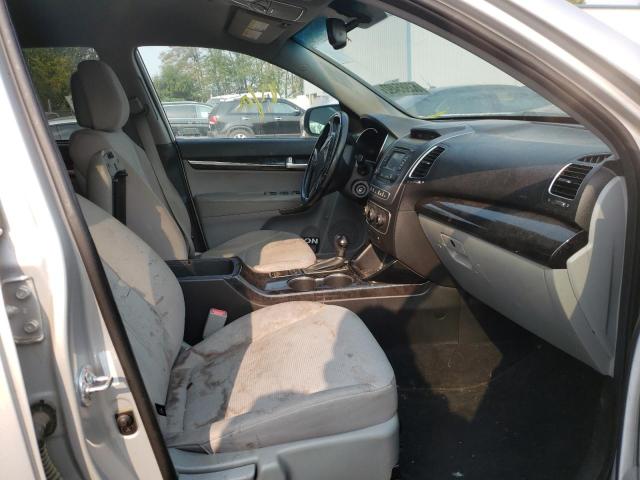 Photo 5 from auction – 2014 KIA SORENTO LX with VIN 5XYKTCA64EG476113