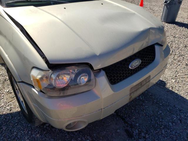 Photo 9 from auction – 2005 FORD ESCAPE LIM with VIN 1FMCU04195KD88602