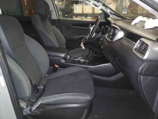 Photo 5 from auction – 2017 KIA SORENTO LX with VIN 5XYPGDA59HG279062
