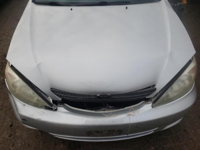 Photo 7 from auction – 2003 TOYOTA CAMRY LE with VIN 4T1BE32K13U694846