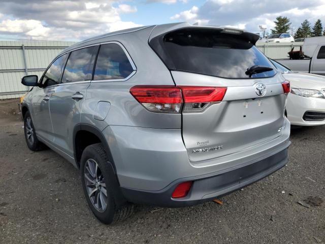 Photo 3 from auction – 2017 TOYOTA HIGHLANDER with VIN 5TDJZRFH7HS362072