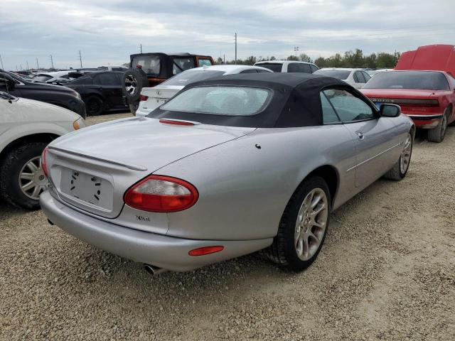 Photo 4 from auction – 2000 JAGUAR XKR with VIN SAJJA42B0YPA04662