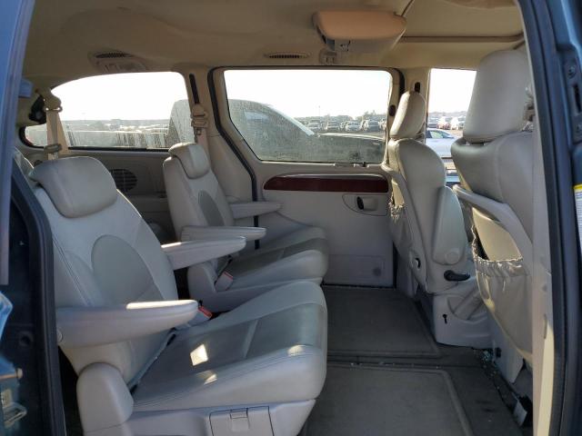 Photo 6 from auction – 2005 CHRYSLER TOWN & COU with VIN 2C4GP64L55R594308