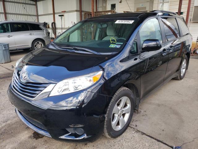 Photo 2 from auction – 2017 TOYOTA SIENNA LE with VIN 5TDKZ3DC8HS851539