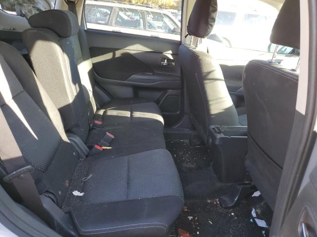 Photo 6 from auction – 2016 MITSUBISHI OUTLANDER with VIN JA4AZ3A37GZ016507