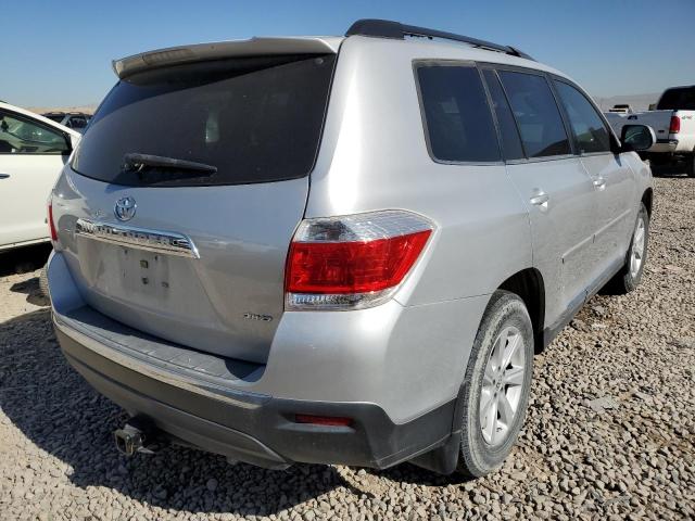 Photo 4 from auction – 2012 TOYOTA HIGHLANDER with VIN 5TDBK3EH2CS165133