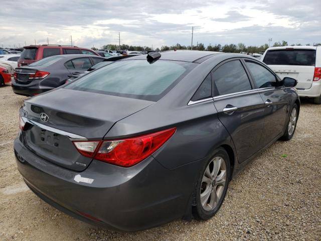 Photo 4 from auction – 2013 HYUNDAI SONATA SE with VIN 5NPEC4AC5DH680631