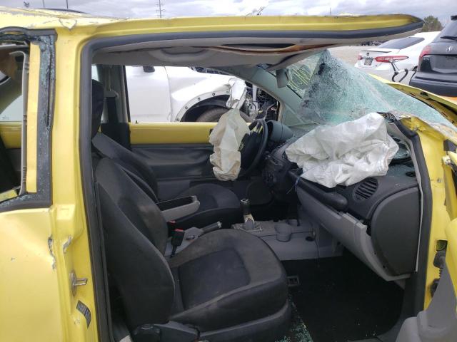 Photo 5 from auction – 2000 VOLKSWAGEN NEW BEETLE with VIN 3VWCA21C1YM466556