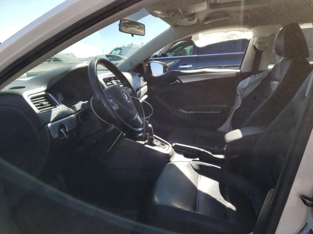 Photo 5 from auction – 2011 VOLKSWAGEN JETTA TDI with VIN 3VWLL7AJ3BM120862