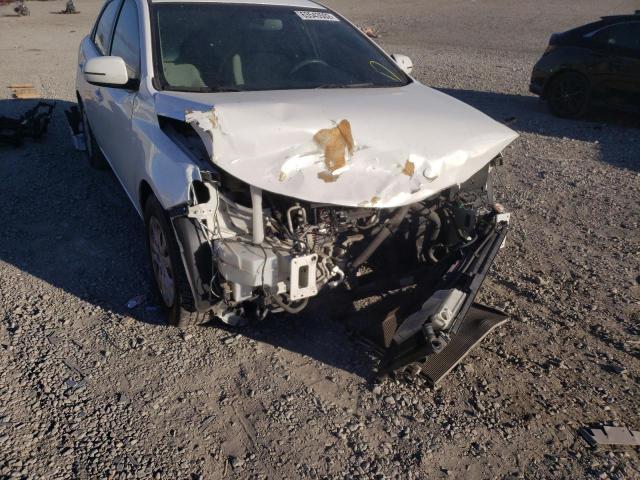 Photo 9 from auction – 2013 KIA FORTE EX with VIN KNAFU4A2XD5664253