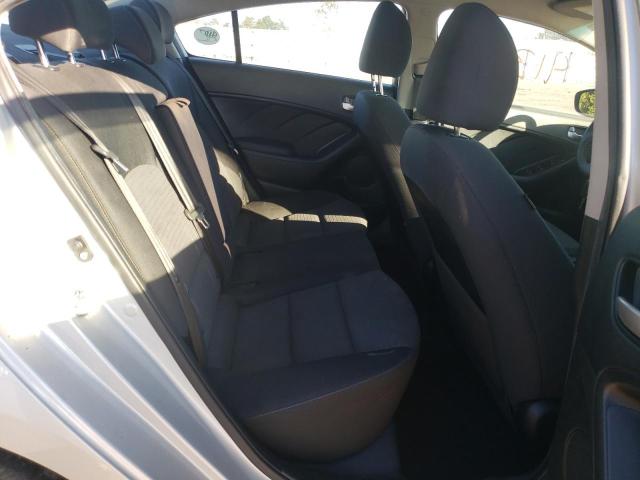Photo 6 from auction – 2017 KIA FORTE LX with VIN 3KPFL4A73HE119622