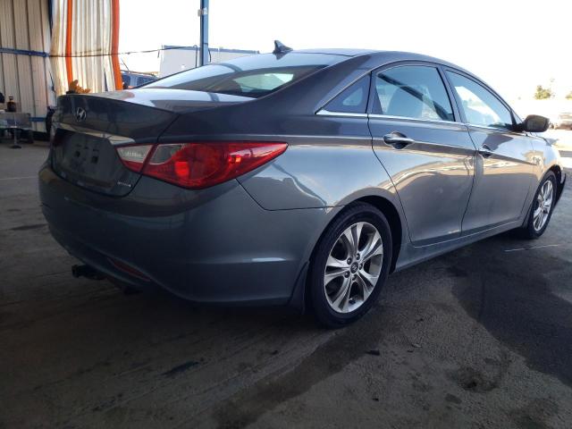 Photo 4 from auction – 2011 HYUNDAI SONATA SE with VIN 5NPEC4AC5BH124283