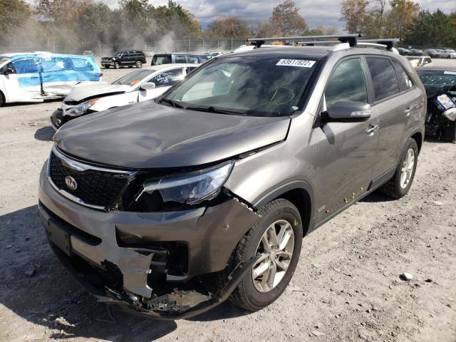 Photo 2 from auction – 2014 KIA SORENTO LX with VIN 5XYKTCA69EG526410