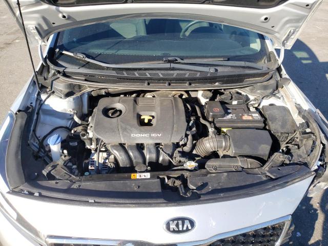 Photo 7 from auction – 2017 KIA FORTE LX with VIN 3KPFL4A73HE119622