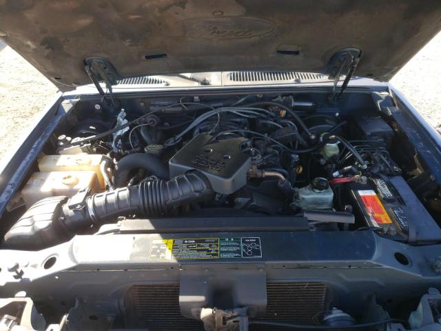 Photo 7 from auction – 2004 FORD EXPLORER S with VIN 1FMZU67K04UA77810