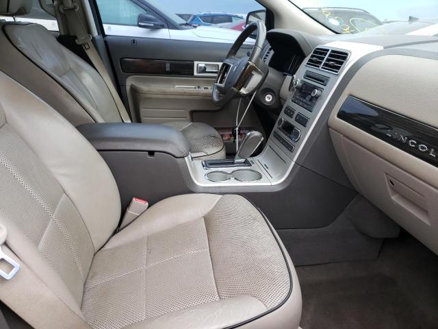 Photo 5 from auction – 2009 LINCOLN MKX with VIN 2LMDU68C09BJ01414