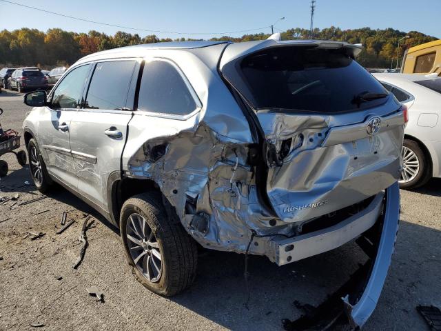 Photo 3 from auction – 2019 TOYOTA HIGHLANDER with VIN 5TDJZRFH2KS949884