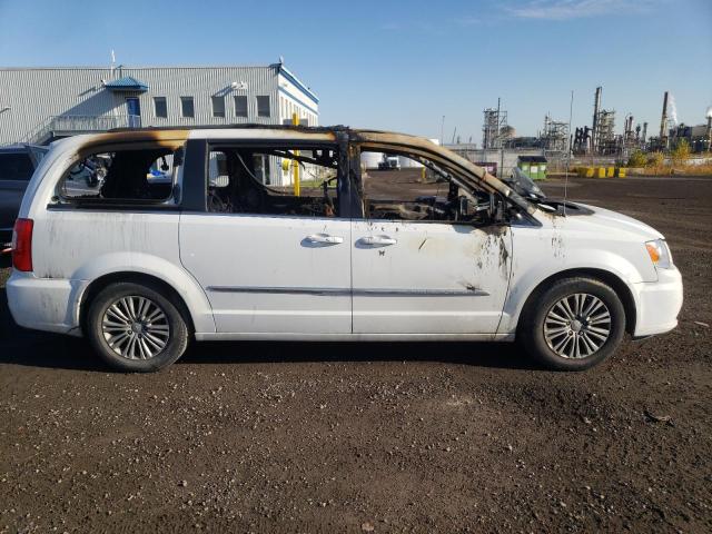 Photo 9 from auction – 2016 CHRYSLER TOWN & COU with VIN 2C4RC1CG3GR118847