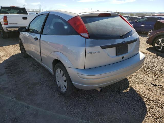Photo 3 from auction – 2005 FORD FOCUS ZX3 with VIN 3FAFP31N85R162182