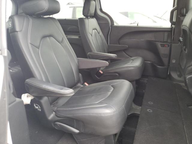 Photo 6 from auction – 2018 CHRYSLER PACIFICA T with VIN 2C4RC1BG0JR354607