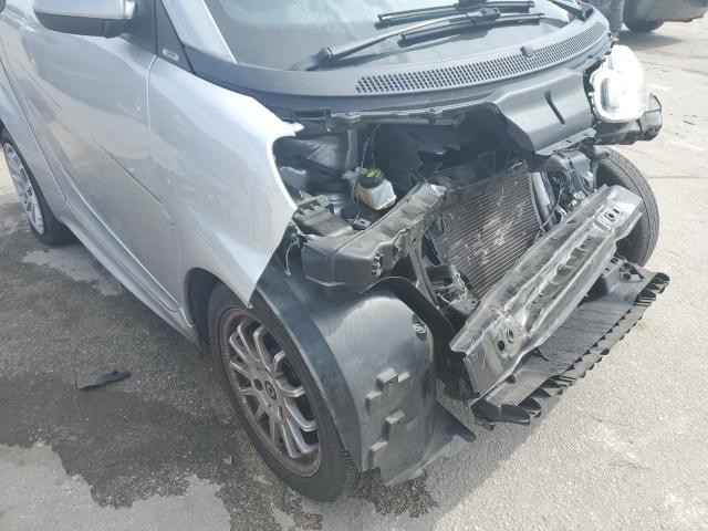 Photo 9 from auction – 2013 SMART FORTWO PUR with VIN WMEEJ3BA5DK630361