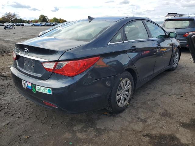 Photo 4 from auction – 2012 HYUNDAI SONATA GLS with VIN 5NPEB4AC4CH332000
