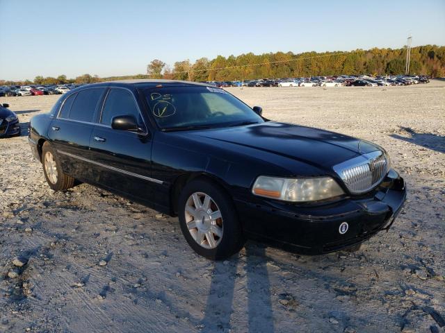 LINCOLN TOWN CAR E 2011 with VIN 2LNBL8EV2BX762748 - Photo from auction
