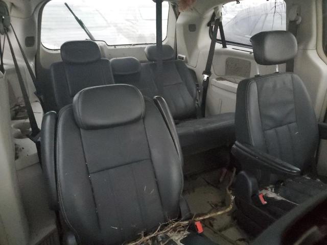 Photo 6 from auction – 2010 CHRYSLER TOWN & COU with VIN 2A4RR8DX1AR387811