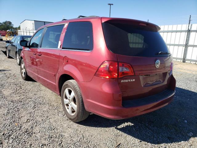 Photo 3 from auction – 2011 VOLKSWAGEN ROUTAN with VIN 2V4RW5DG1BR691094
