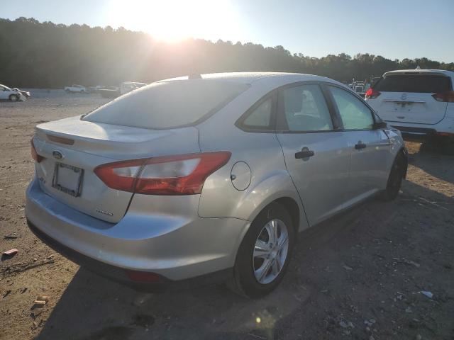 Photo 4 from auction – 2013 FORD FOCUS S with VIN 1FADP3E24DL279276