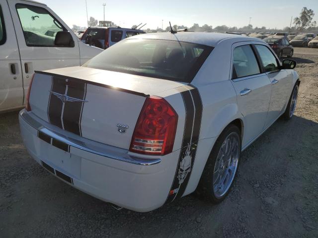 Photo 4 from auction – 2008 CHRYSLER 300C with VIN 2C3KA63HX8H201040