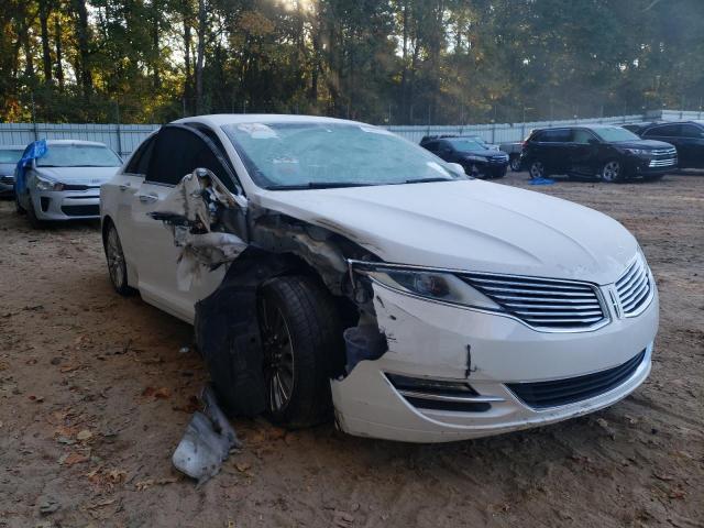 LINCOLN MKZ 2013 with VIN 3LN6L2G95DR825180 - Photo from auction