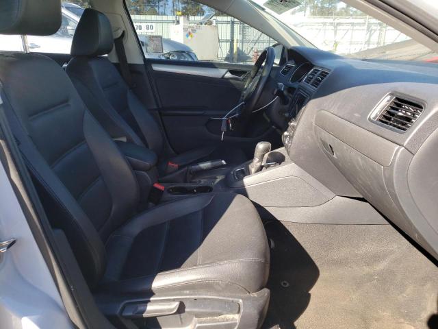Photo 5 from auction – 2017 VOLKSWAGEN JETTA SE with VIN 3VWDB7AJ3HM223098