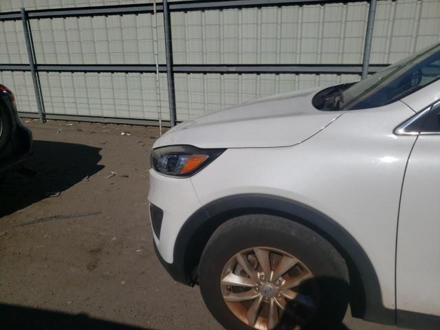 Photo 9 from auction – 2016 KIA SORENTO LX with VIN 5XYPG4A58GG079014