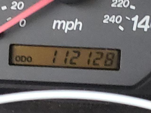 Photo 8 from auction – 2001 MAZDA 626 ES with VIN 1YVGF22CX15232233