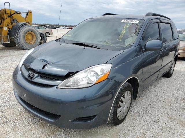 Photo 2 from auction – 2010 TOYOTA SIENNA CE with VIN 5TDKK4CC8AS333271