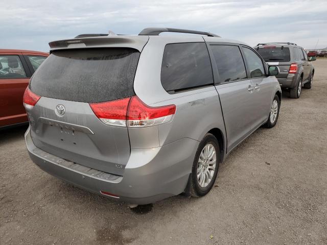 Photo 4 from auction – 2013 TOYOTA SIENNA XLE with VIN 5TDYK3DC7DS338291