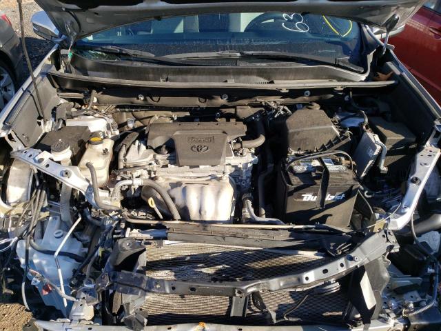 Photo 7 from auction – 2017 TOYOTA RAV4 XLE with VIN 2T3RFREV6HW573958