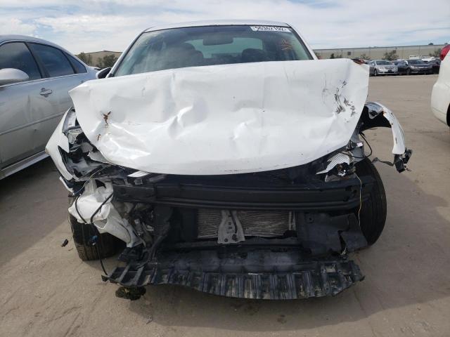 Photo 9 from auction – 2017 NISSAN SENTRA S with VIN 3N1AB7AP1HY411172