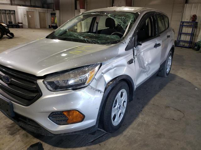 صورة رقم 9 من المزاد - 2017 FORD ESCAPE S مع VIN 1FMCU0F73HUC40584