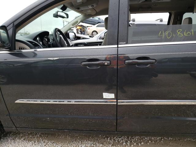 Photo 9 from auction – 2011 CHRYSLER TOWN & COU with VIN 2A4RR8DG3BR784194